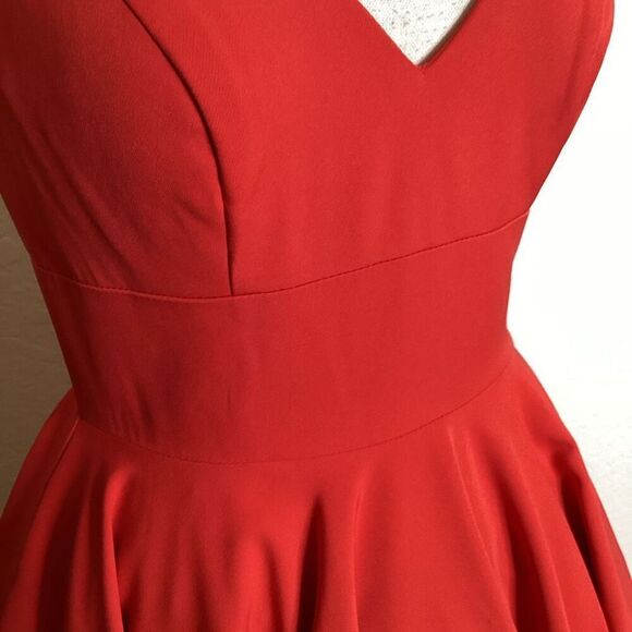 Mac Duggal Red Sleeveless Dress - Picture 6 of 14